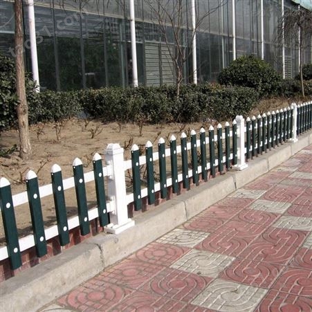 公路绿化带护栏 道路草坪栅栏 锌钢草坪护栏