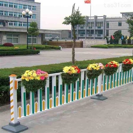 市政隔离栅 锌钢交通护栏  市政设备护栏