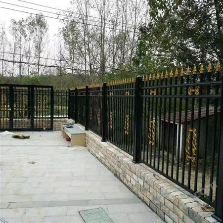 学校铁艺护栏 小区庭院雕花铸铁护栏 欧式铁艺护栏