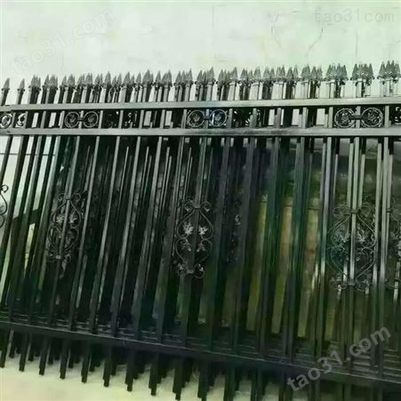 学校铁艺护栏 小区庭院雕花铸铁护栏 欧式铁艺护栏