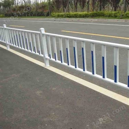 市政隔离栅 锌钢交通护栏  市政设备护栏