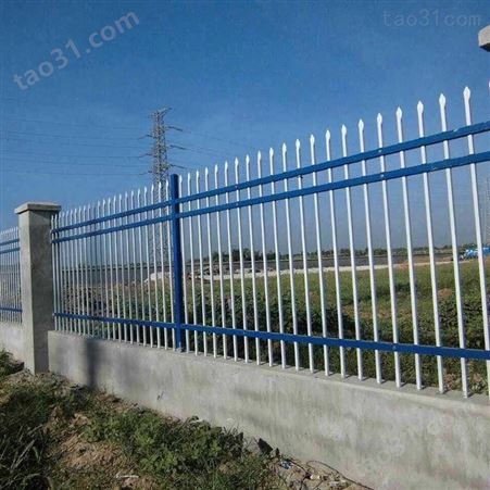 厂家生产 锌钢围墙护栏 小区隔离栏 工厂学校双向折弯防攀爬护栏 三横梁护栏