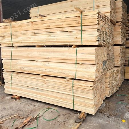 邦皓木业供应物流包装木条新西兰松木方现加工所需规格木材