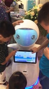 湖南智能税务展厅迎宾讲解机器人